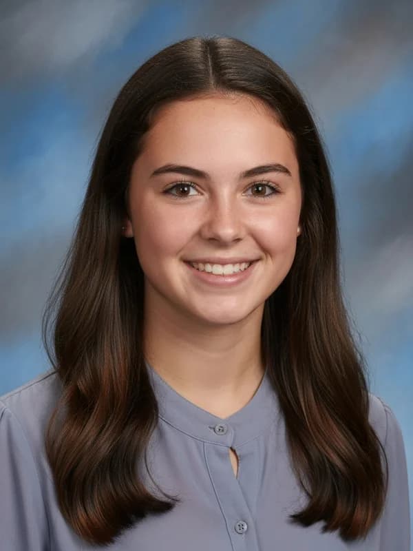 Makenna Davis portrait